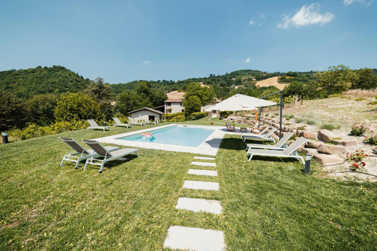 Casale Di Nicolo Apartment อูร์บีโน ภายนอก รูปภาพ