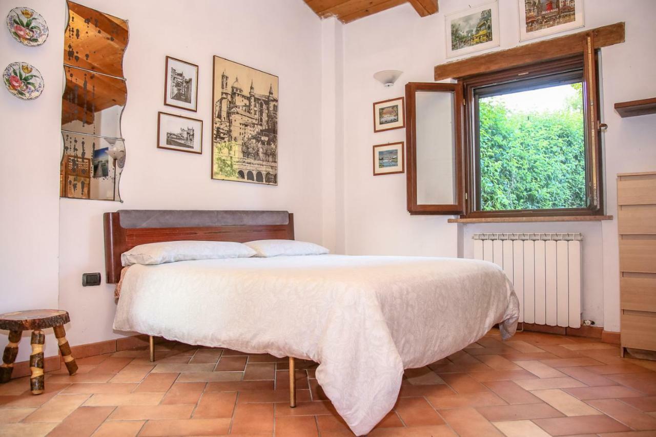 Casale Di Nicolo Apartment อูร์บีโน ภายนอก รูปภาพ